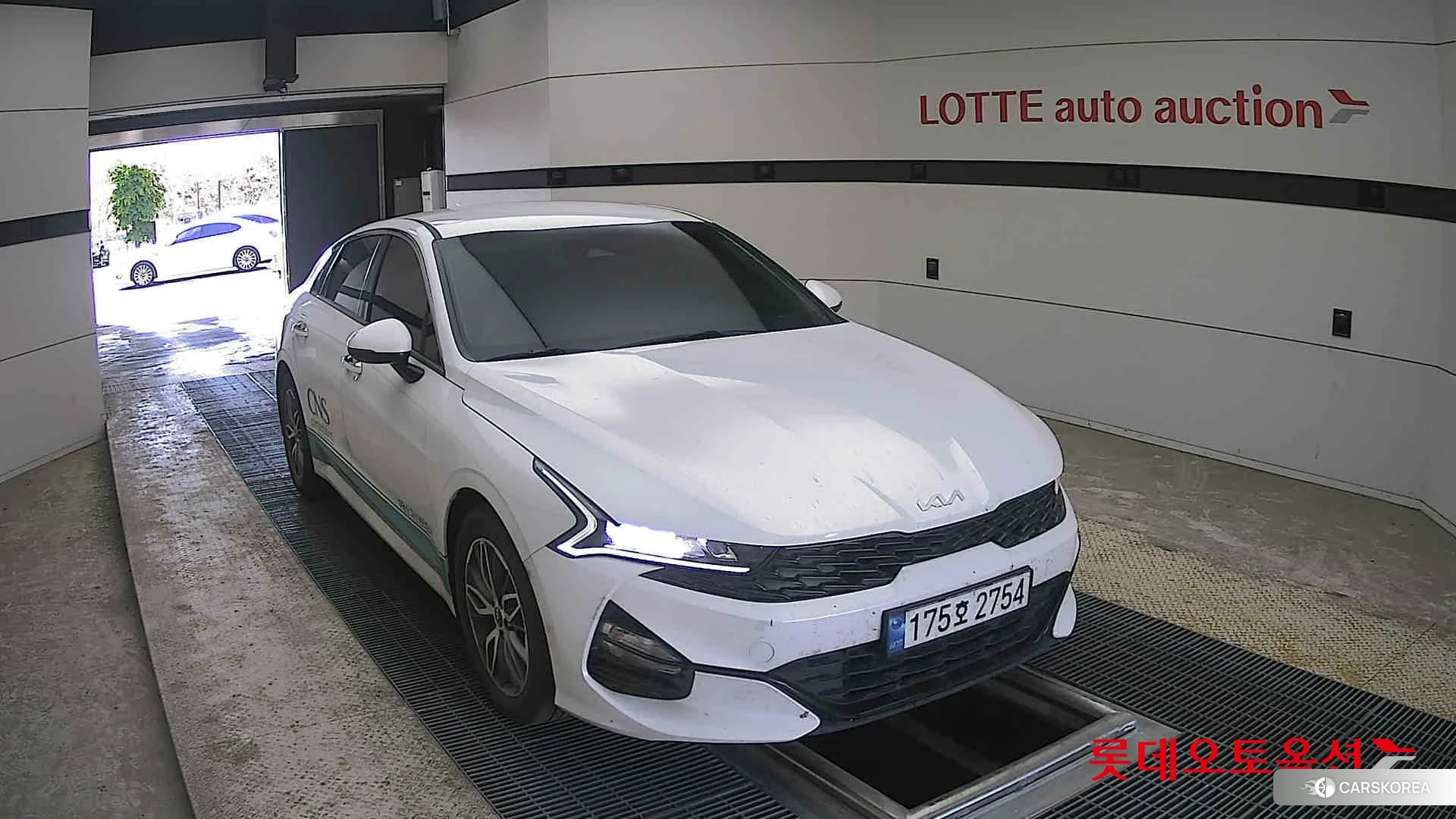 Kia K5 2023 Snow White Pearl (optional) из Кореи, фото 6