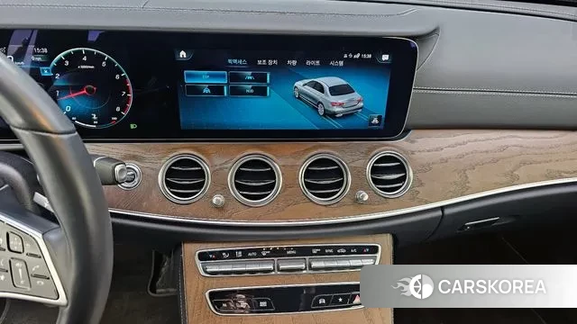 Mercedes-Benz E-Class W213 2023 Белый из Кореи, фото 6