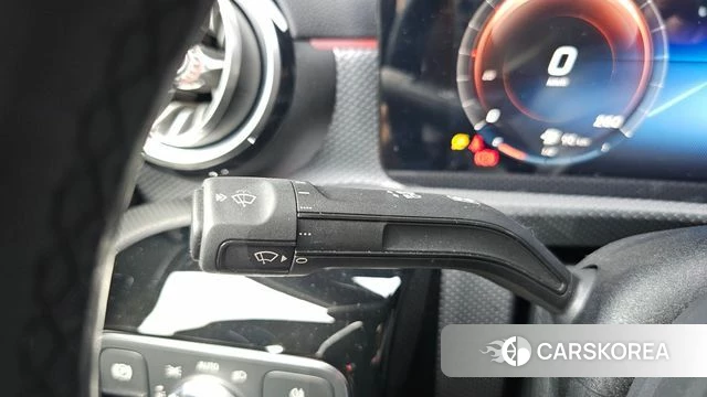 Mercedes-Benz A-Class W177 2021 Белый из Кореи, фото 6