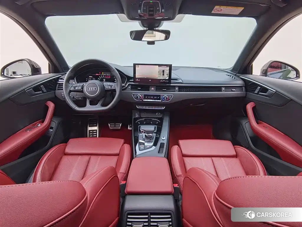 Audi A4L 2024 Silver/gray из Китая, фото 6