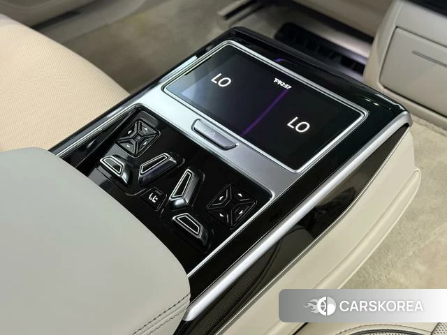 Audi A8 2020 Черный из Китая, фото 6