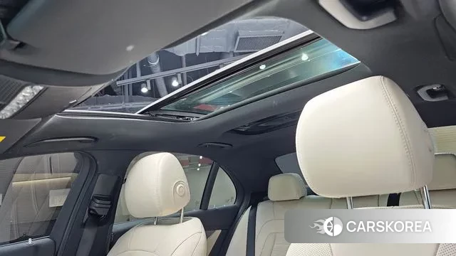 Mercedes-Benz E-Class W213 2023 Белый из Кореи, фото 6