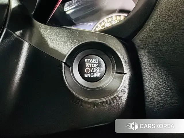 Jeep Renegade id 3283742 из Кореи 6