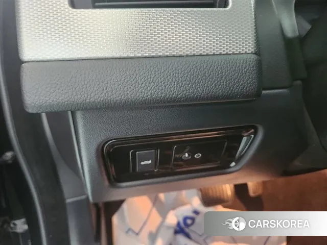 Jaguar XF (X260) 2019 Черный из Кореи, фото 6