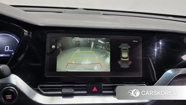 Kia Niro Plus 2022 Серебряный из Кореи, фото 6