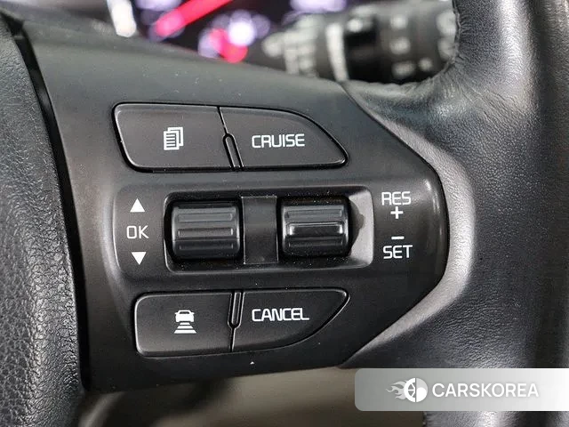 Kia The New Carnival 2018 Серебряный из Кореи, фото 6