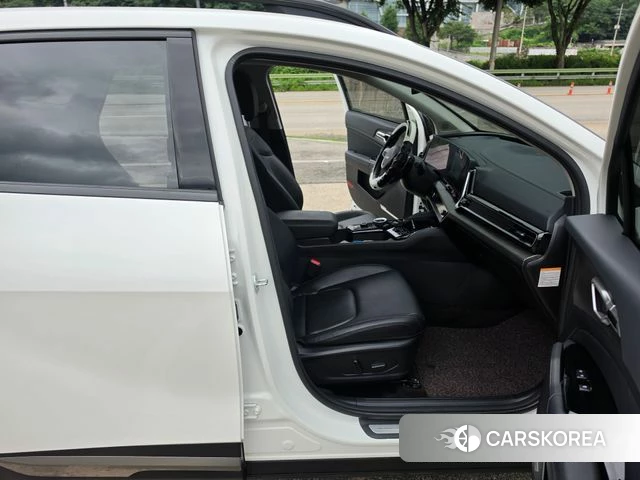 Kia Sportage 5th Generation Hybrid 2024 Белый из Кореи, фото 6