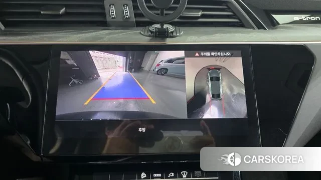 Audi e-Tron 2022 Черный из Кореи, фото 6