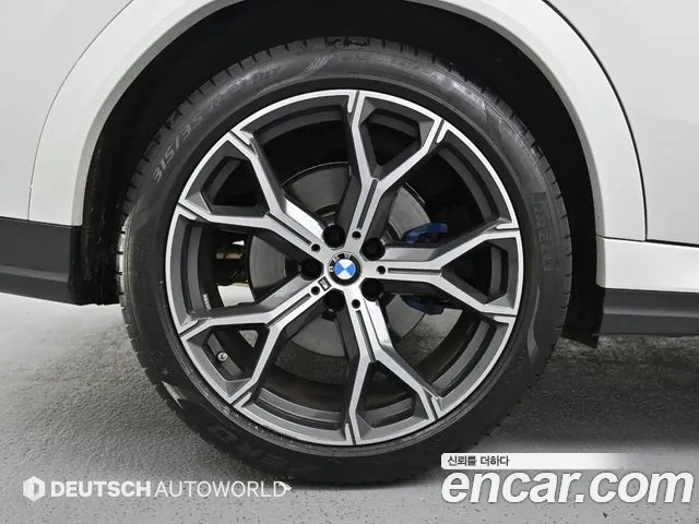 BMW X6 (G06) 2023 Жемчужный цвет из Кореи, фото 6