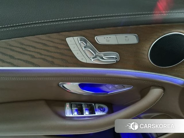 Mercedes-Benz E-Class W213 2018 Черный из Кореи, фото 6