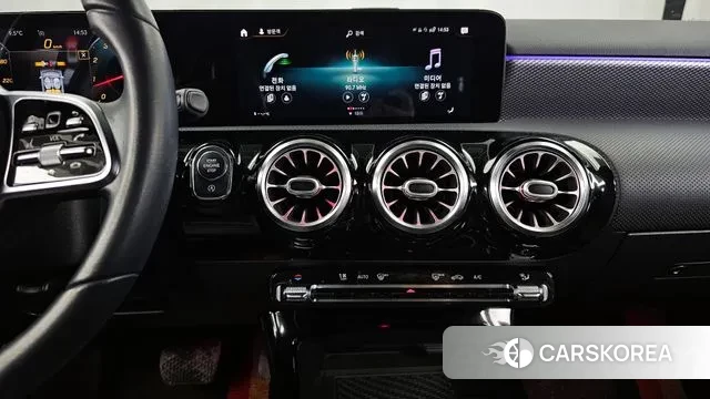 Mercedes-Benz A-Class W177 2021 Белый из Кореи, фото 6