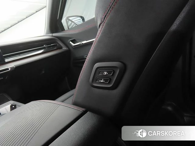 Ssangyong Actian 2nd Generation 2024 Жемчужный цвет из Кореи, фото 6