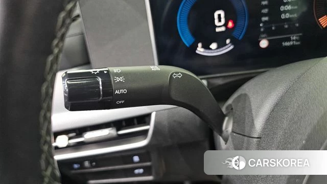 Hyundai Sonata D Edge (DN8) 2025 Светло-серебряный цвет из Кореи, фото 6