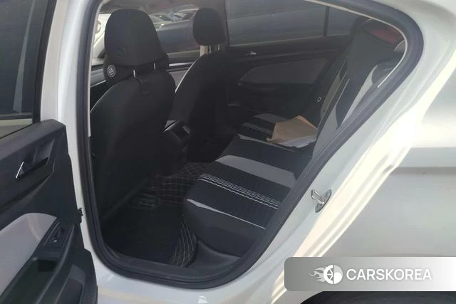 Volkswagen Bora 2023 Белый из Китая, фото 6
