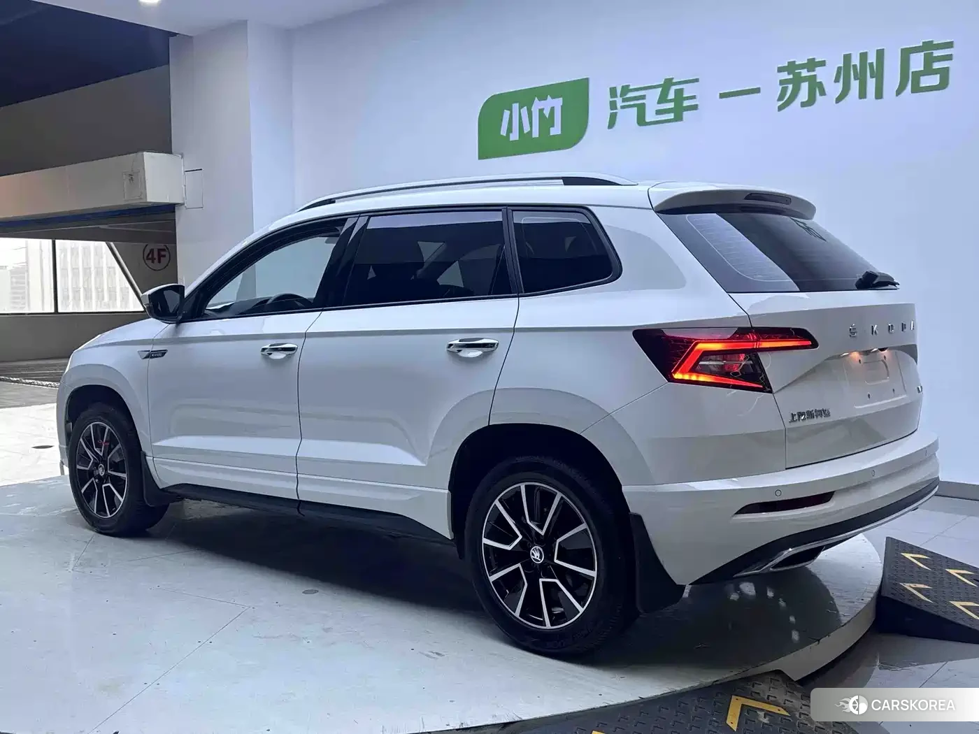 Skoda Krok 2022 Белый из Китая, фото 6