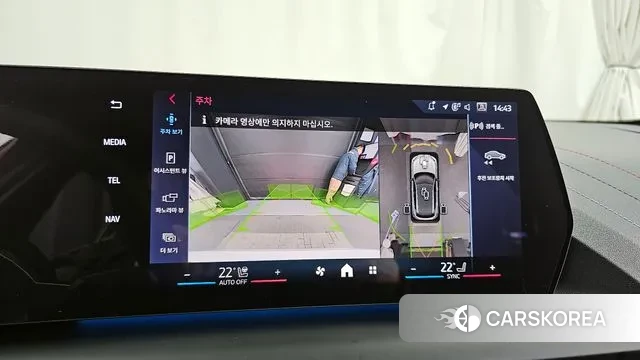 BMW 1 Series (F70) 2025 Белый из Кореи, фото 6