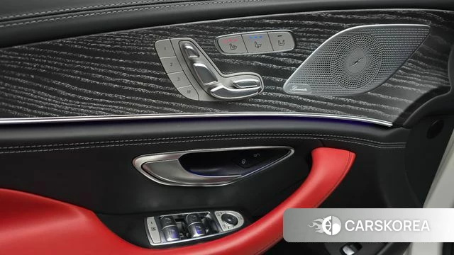 Mercedes-Benz AMG GT 2023 Белый из Кореи, фото 6