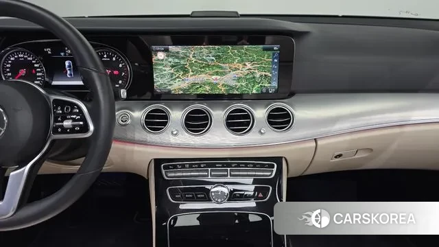 Mercedes-Benz E-Class W213 2019 Белый из Кореи, фото 6