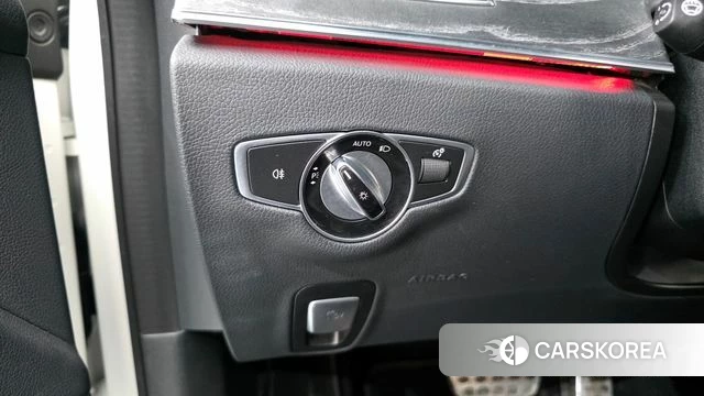 Mercedes-Benz CLS-Class C257 2019 Белый из Кореи, фото 6