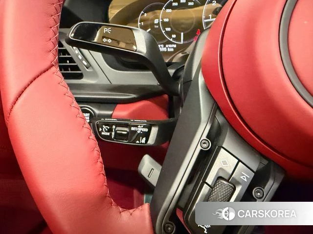 Porsche 911(992) id 4634872 из Кореи 6