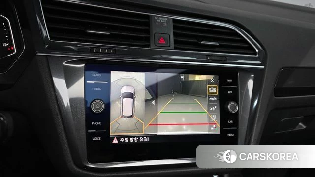Volkswagen Tiguan Allspace 2020 Белый из Кореи, фото 6