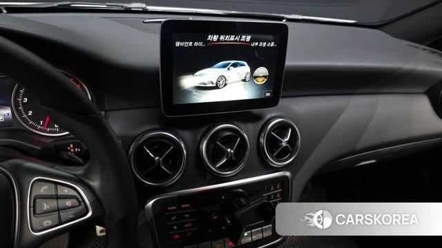 Mercedes-Benz A-Class W176 2018 Белый из Кореи, фото 6