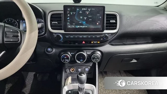 Hyundai Venue 2021 Белый из Кореи, фото 6