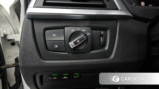 BMW 3 Series (F30) 2018 Белый из Кореи, фото 6