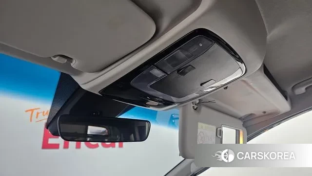 Hyundai Staria 2022 Белый из Кореи, фото 6