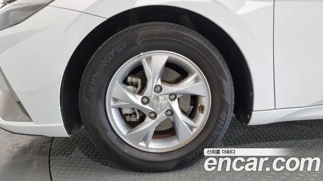 Hyundai Avante (CN7) id 2673137 из Кореи 6