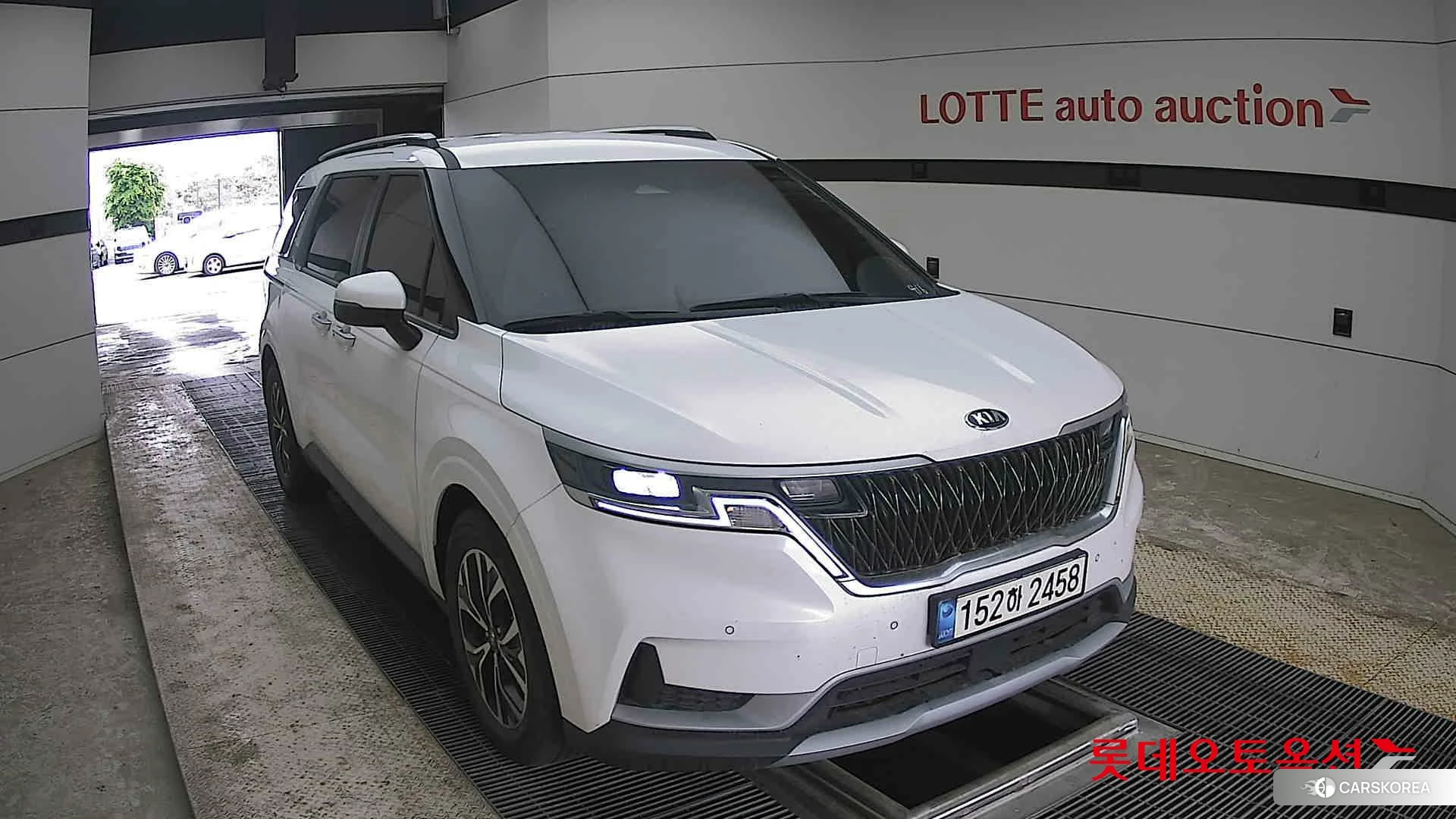 Kia Carnival 2021 Белый из Кореи, фото 6