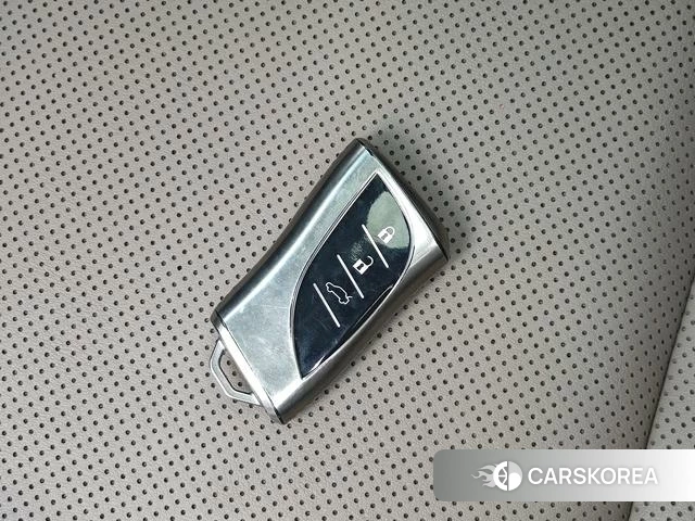 Lexus ES 2023 Черный из Китая, фото 6