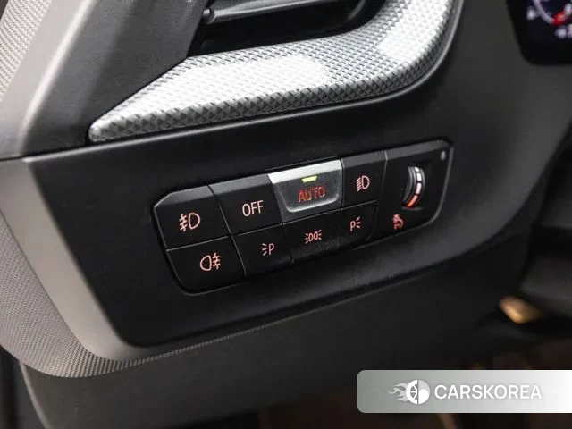 BMW 1 Series (F40) 2023 Черный из Кореи, фото 6