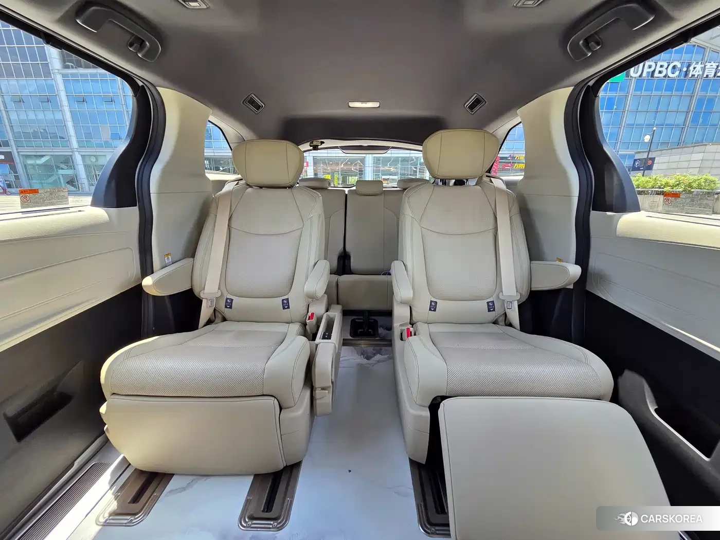 Toyota Sienna 2024 Белый из Китая, фото 6