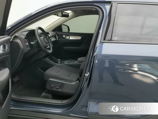 Volvo XC40 2021 Синий из Китая, фото 6