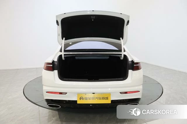 Geely Automobile Xingrui 2023 Белый из Китая, фото 6