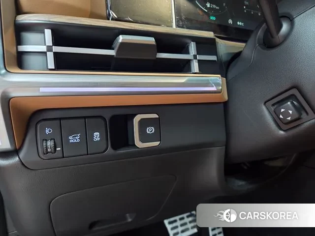 Hyundai Santa Fe (MX5) 2023 Белый из Кореи, фото 6