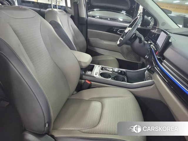Kia The New Carnival 4th Generation 2025 Черный из Кореи, фото 6