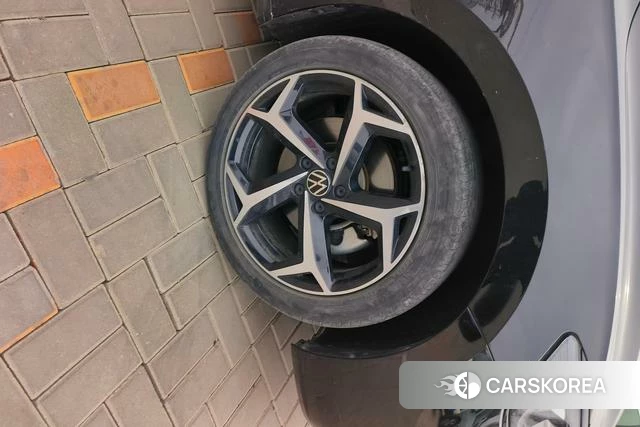 Volkswagen Passat 2023 Черный из Китая, фото 4