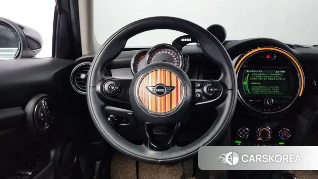 Mini Cooper 2020 Серебристо-серый из Кореи, фото 6