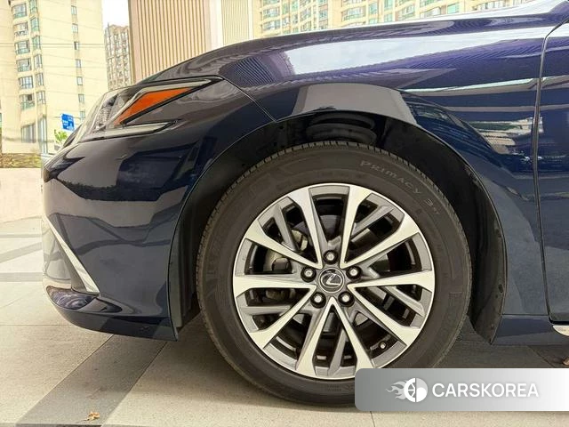 Lexus ES 2022 Синий из Китая, фото 6