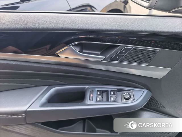 Volkswagen Passat 2022 Черный из Китая, фото 6