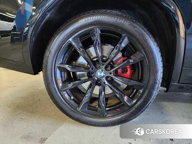 BMW X4 (G02) 2025 Черный из Кореи, фото 6