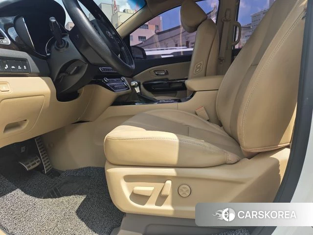 Kia The New Carnival 2019 Белый из Кореи, фото 6