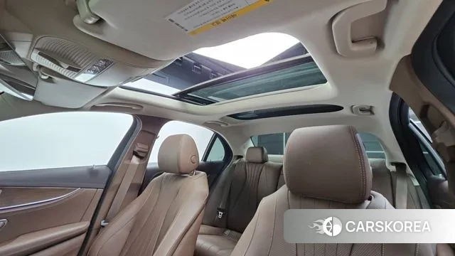 Mercedes-Benz E-Class W213 2019 Серый из Кореи, фото 6