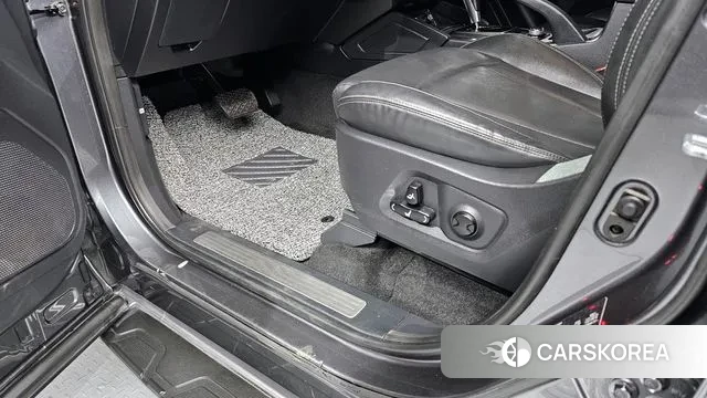 Ssangyong The New Rexton Sports Cannes 2022 Серый из Кореи, фото 6