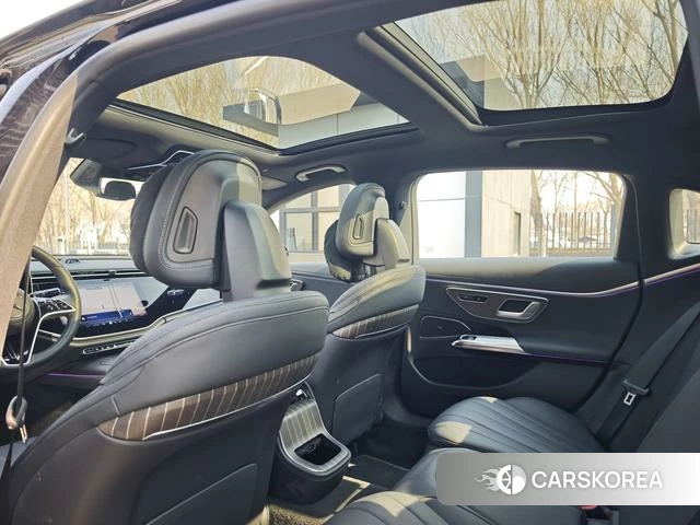 Mercedes-Benz E-class PHEV 2024 Черный из Китая, фото 6