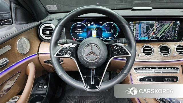 Mercedes-Benz E-Class W213 2021 Серый из Кореи, фото 6