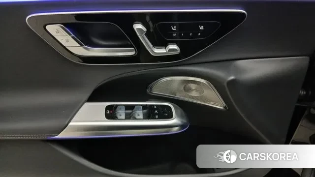 Mercedes-Benz E-Class W214 2025 Черный из Кореи, фото 6