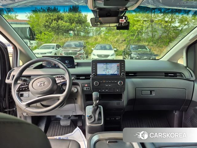 Hyundai Staria 2023 Черный из Кореи, фото 6